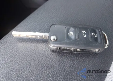 2018 Volkswagen Passat 3.6L V6 Gt z USA, uszkodzony, nr VIN 1VWJM7A39JC035613